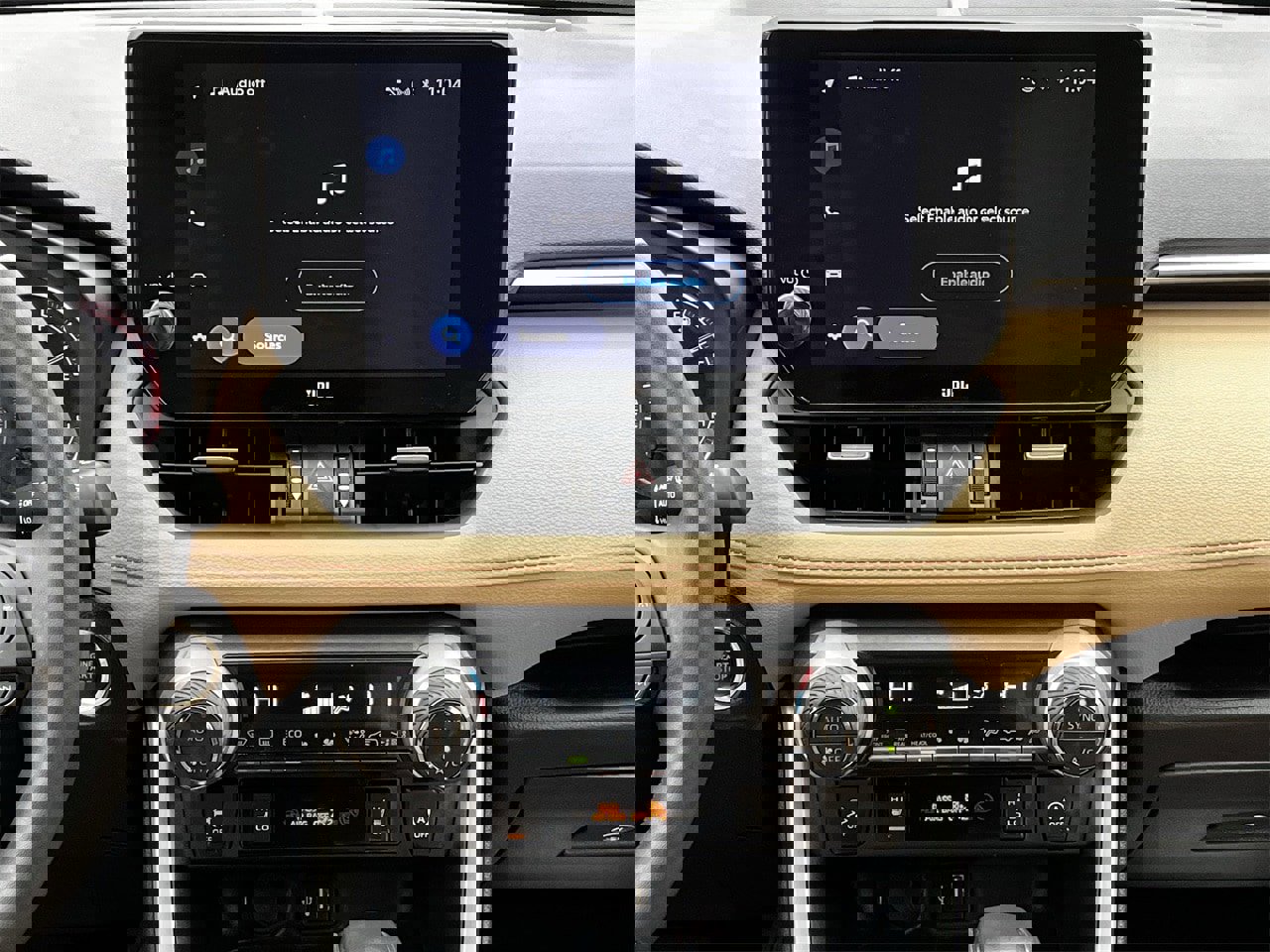 Used 2023 Toyota RAV4 XLE Premium image 15