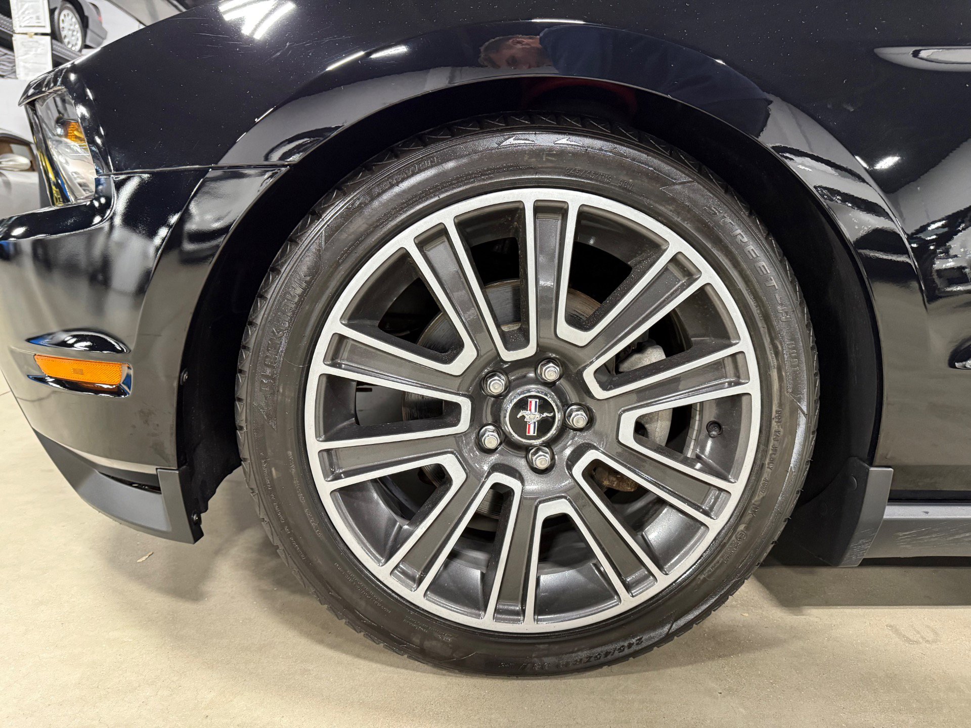 Used 2010 Ford Mustang GT image 18