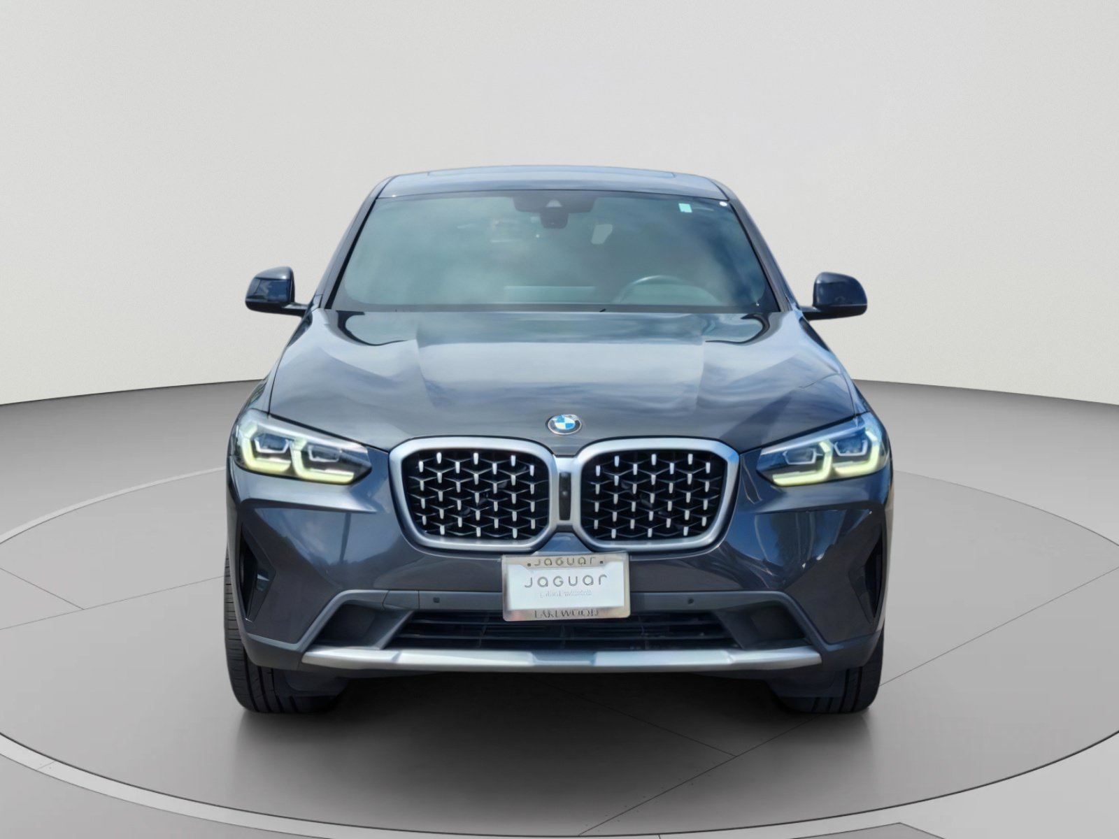 Used 2023 BMW X4 xDrive30i AWD/4WD image 6