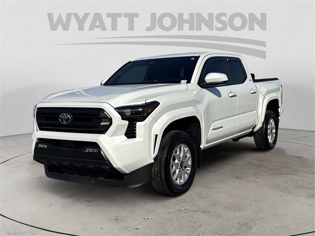 Used 2025 Toyota Tacoma SR5
