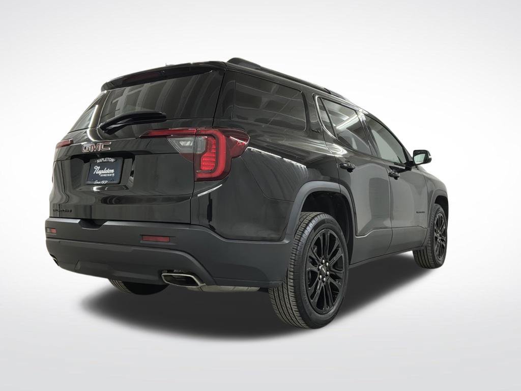 Used 2023 GMC Acadia SLT w/ Elevation Edition FWD image 3