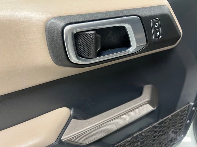 Used 2023 Ford Bronco Wildtrak image 25