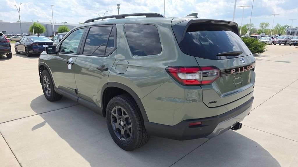 New 2026 Honda Pilot TrailSport image 3