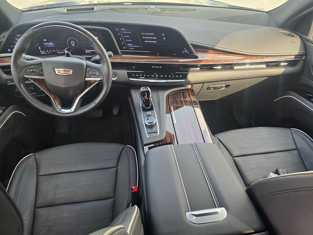 Used 2024 Cadillac Escalade Premium Luxury w/ Performance Package RWD image 16