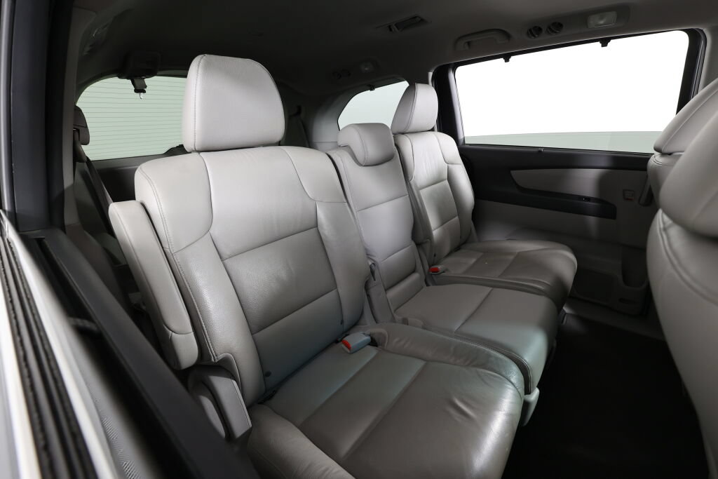 Used 2011 Honda Odyssey EX-L image 21