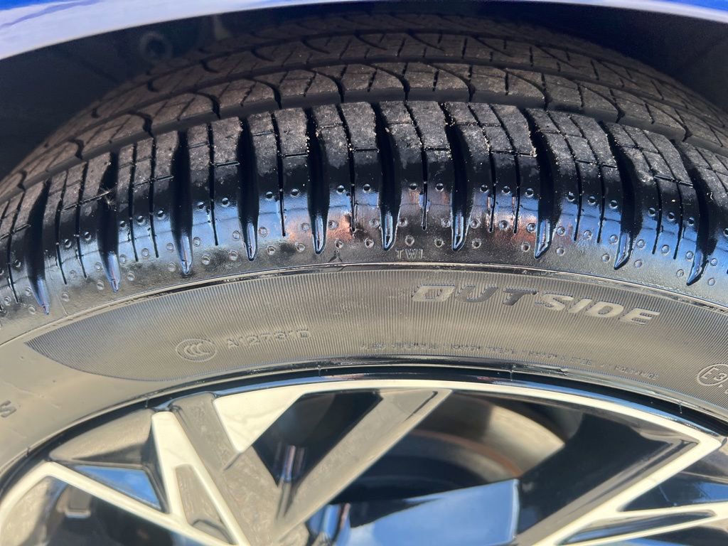 Used 2025 Kia K5 GT-Line image 39