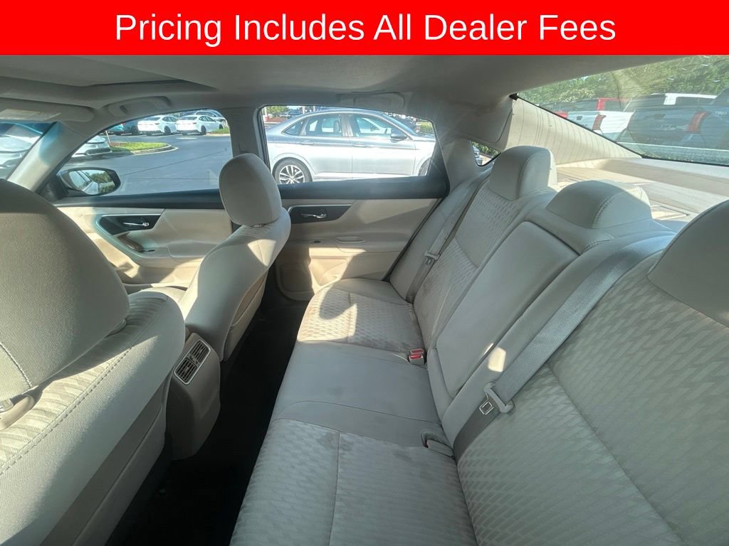 Used 2016 Nissan Altima 2.5 SV w/ Convenience Package FWD image 9