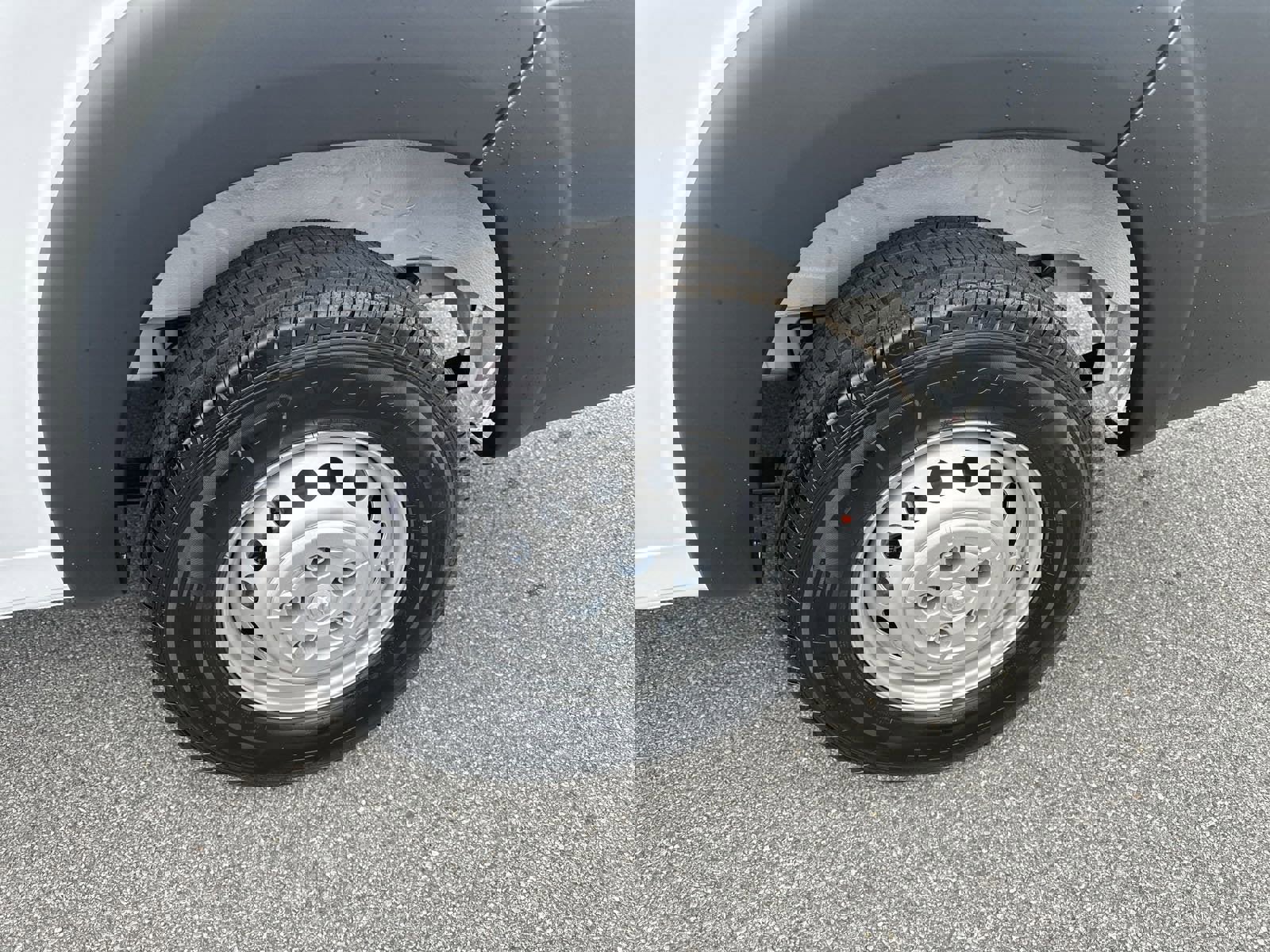 New 2024 RAM ProMaster 2500 w/ Convenience Group image 15