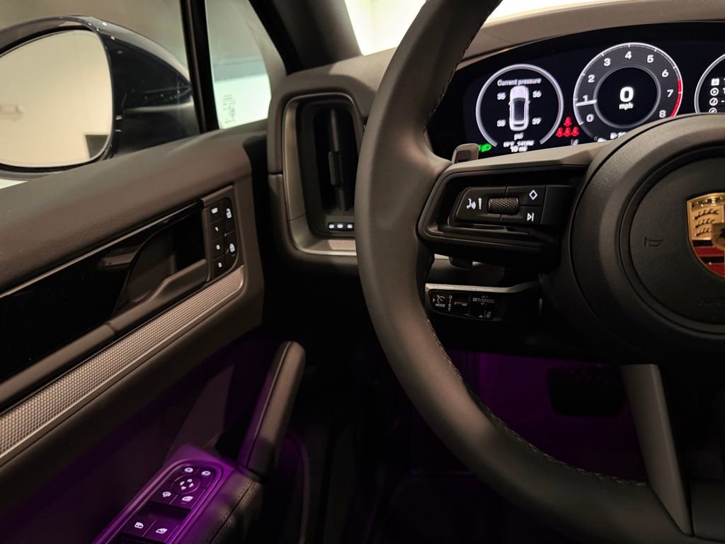 Certified 2026 Porsche Cayenne image 13
