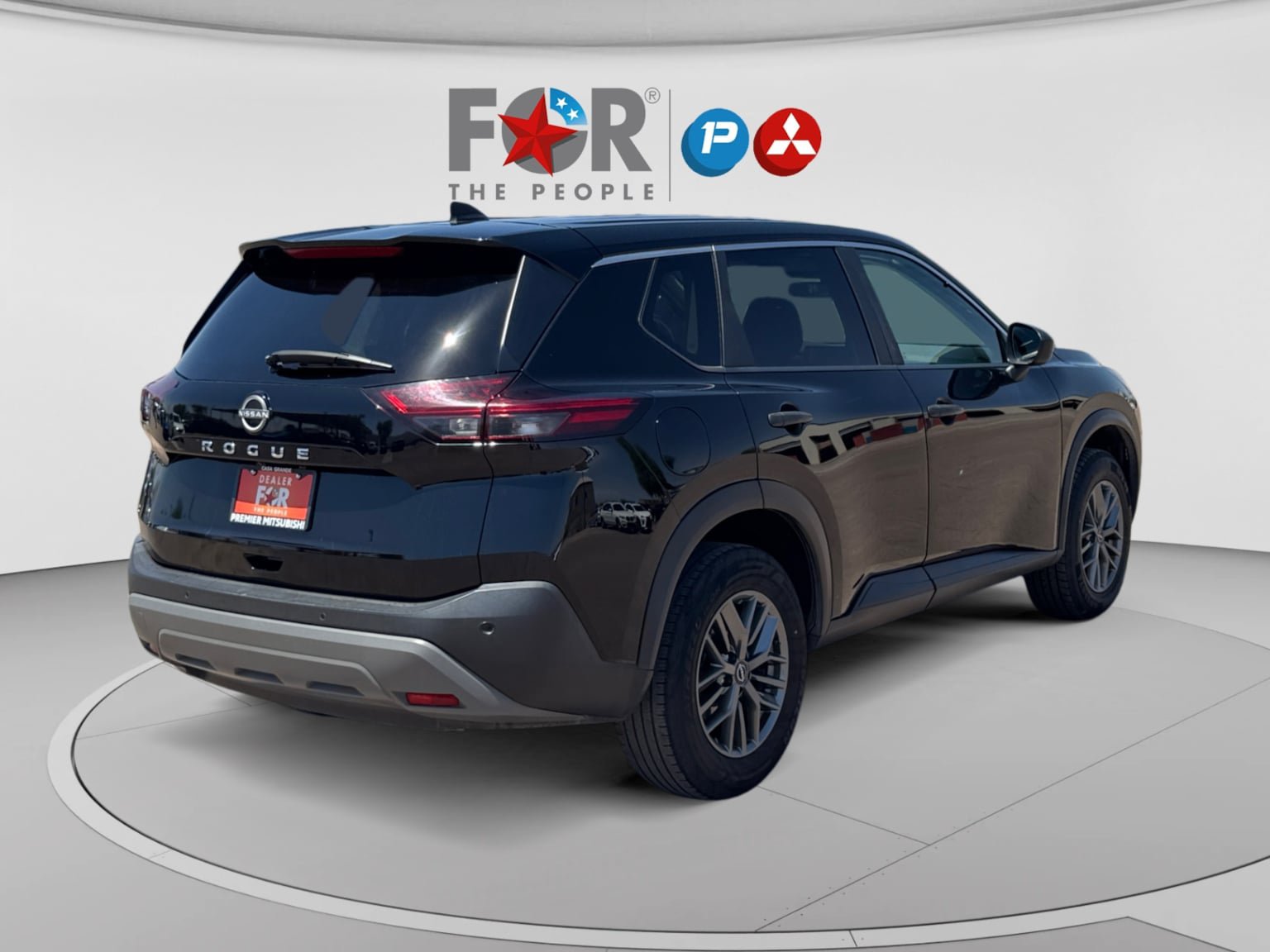 Used 2023 Nissan Rogue S FWD image 5