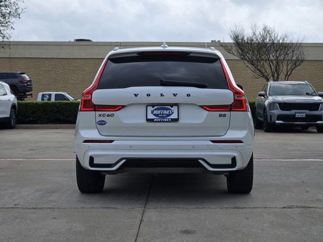 Used 2023 Volvo XC60 B5 Ultimate w/ Protection Package Premier image 7