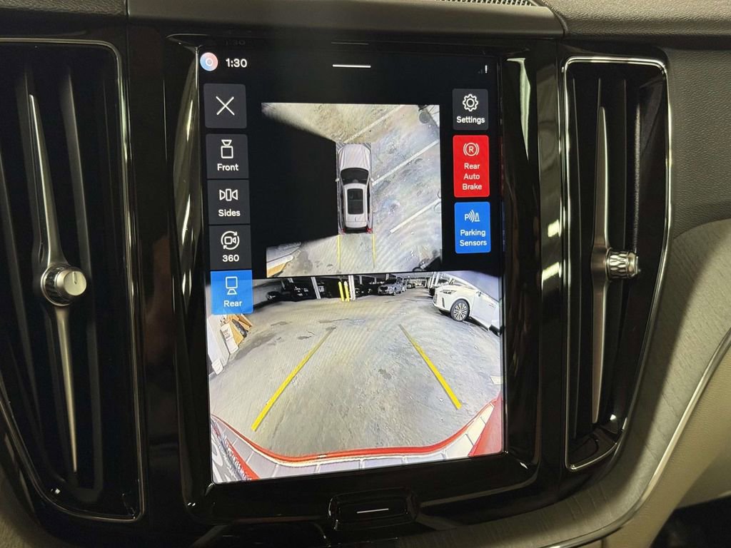 Used 2024 Volvo XC60 T8 Plus w/ Protection Package Premier image 7
