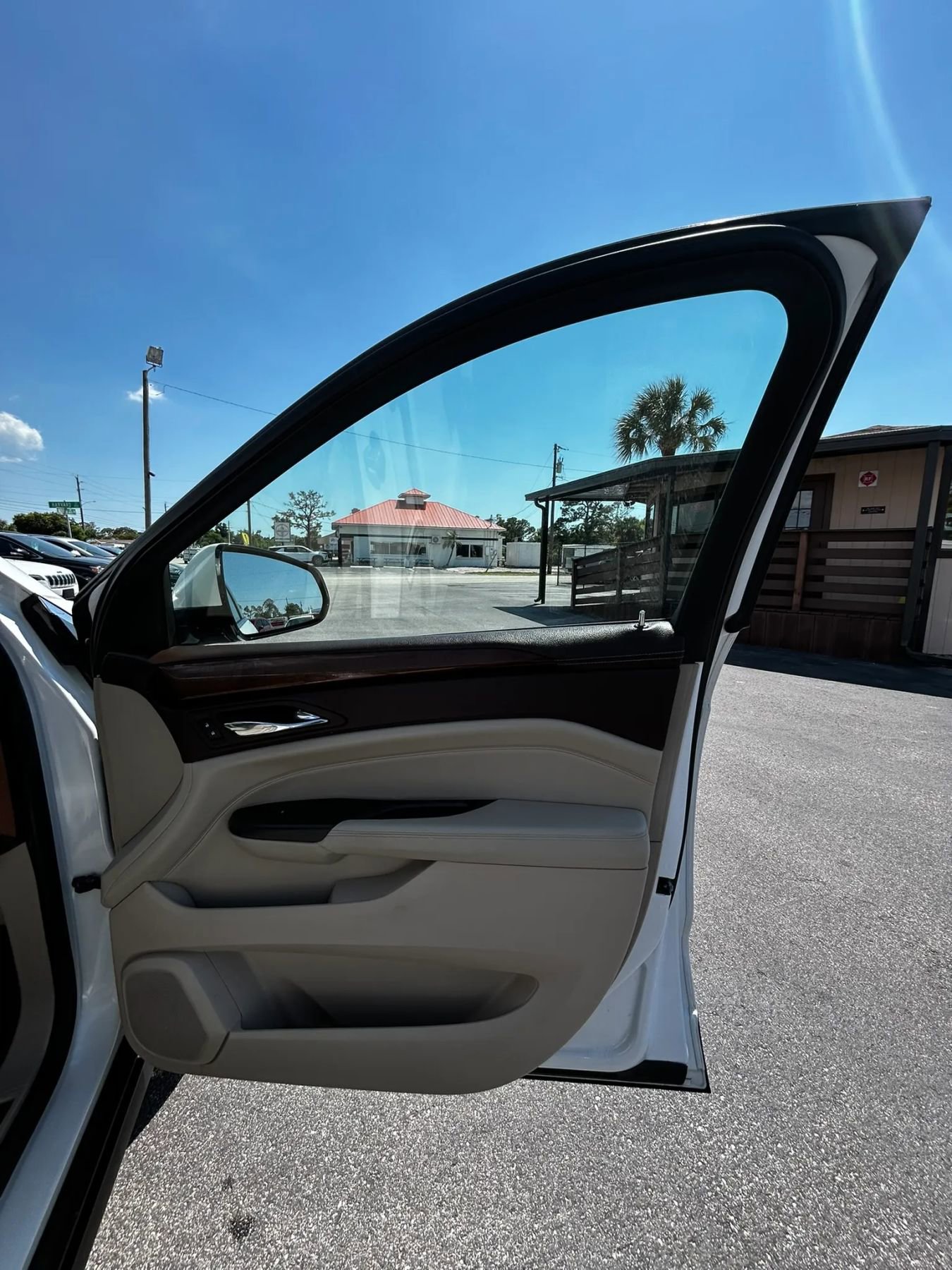 Used 2013 Cadillac SRX Performance FWD image 21