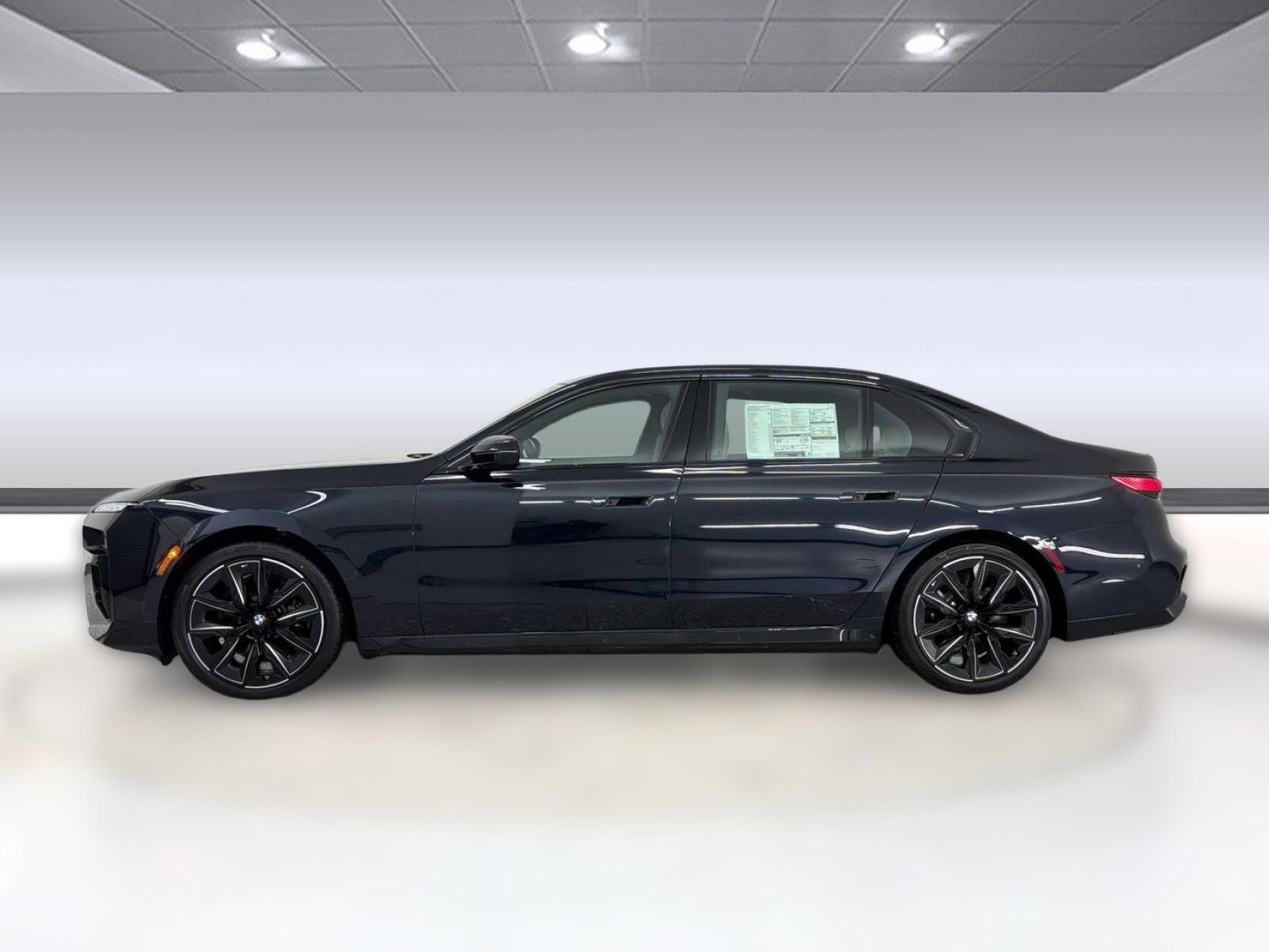 New 2026 BMW 760i xDrive w/ Executive Package AWD/4WD image 2