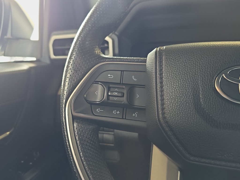 Used 2024 Toyota Tacoma TRD Off-Road AWD/4WD image 19