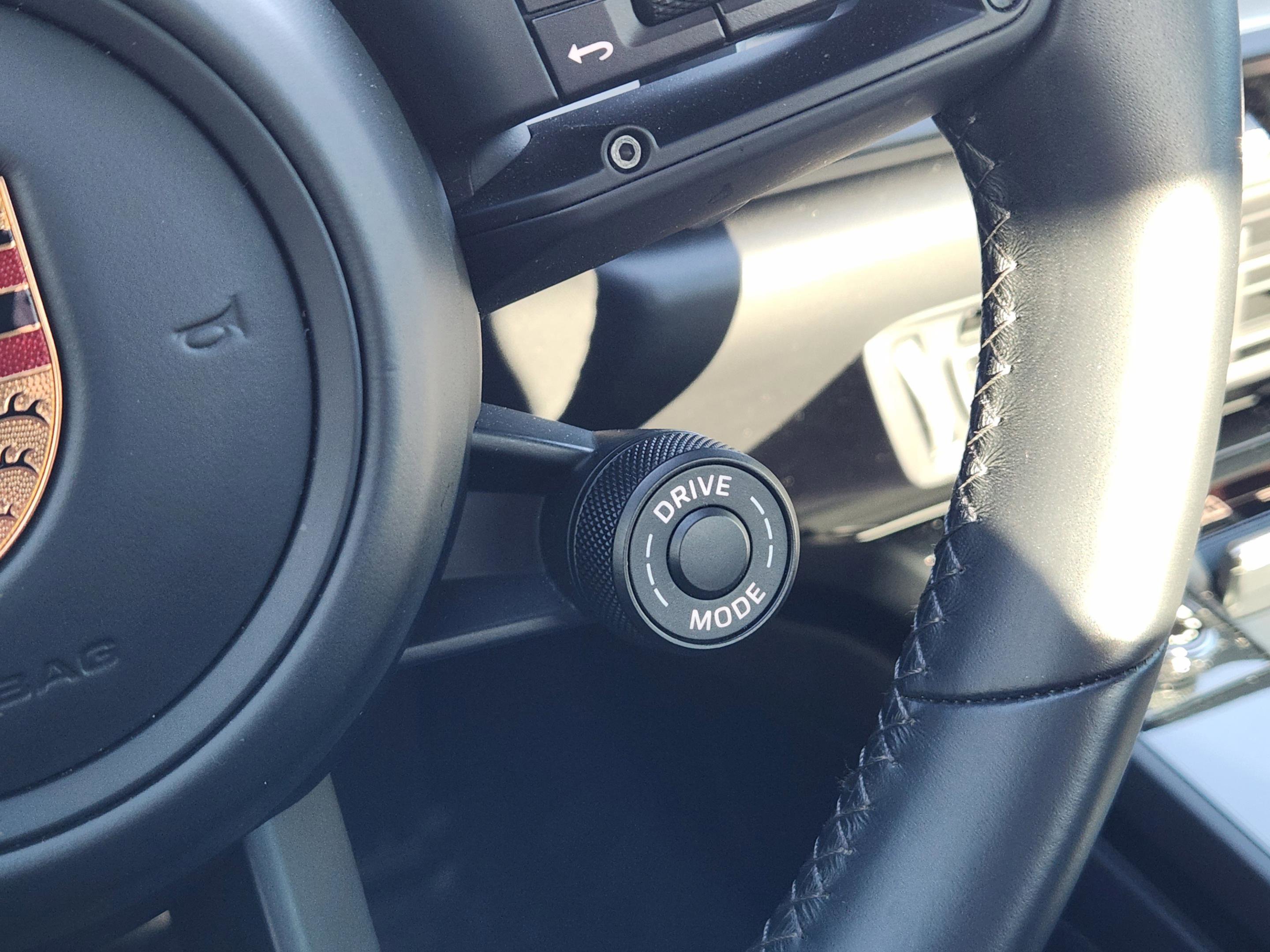 Used 2022 Porsche 911 Carrera 4 GTS image 15