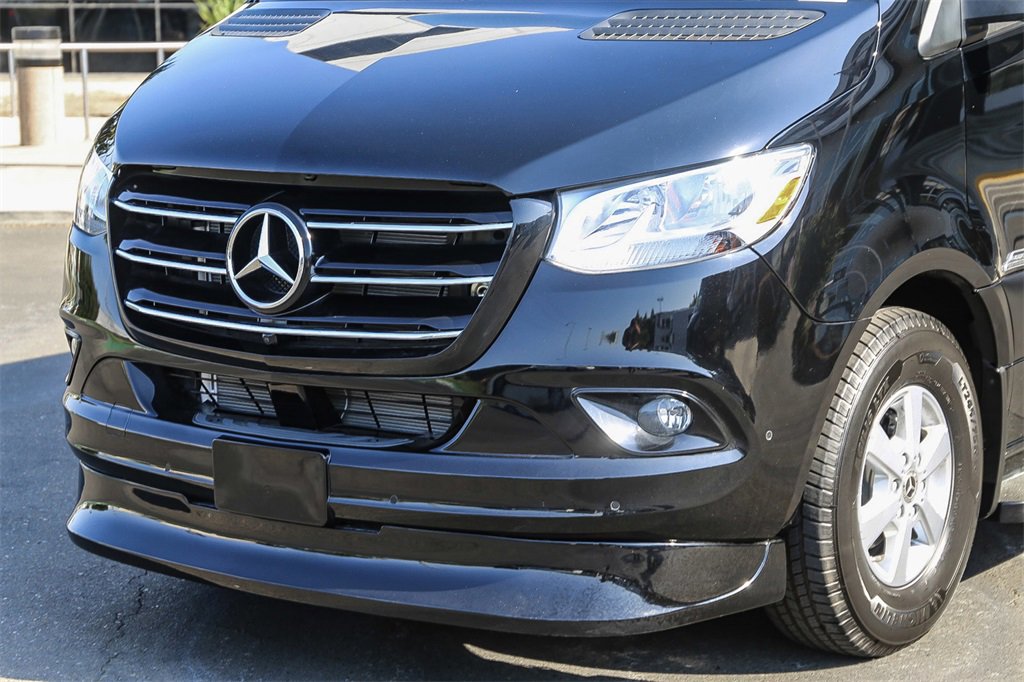 Used 2023 Mercedes-Benz Sprinter 2500 image 7