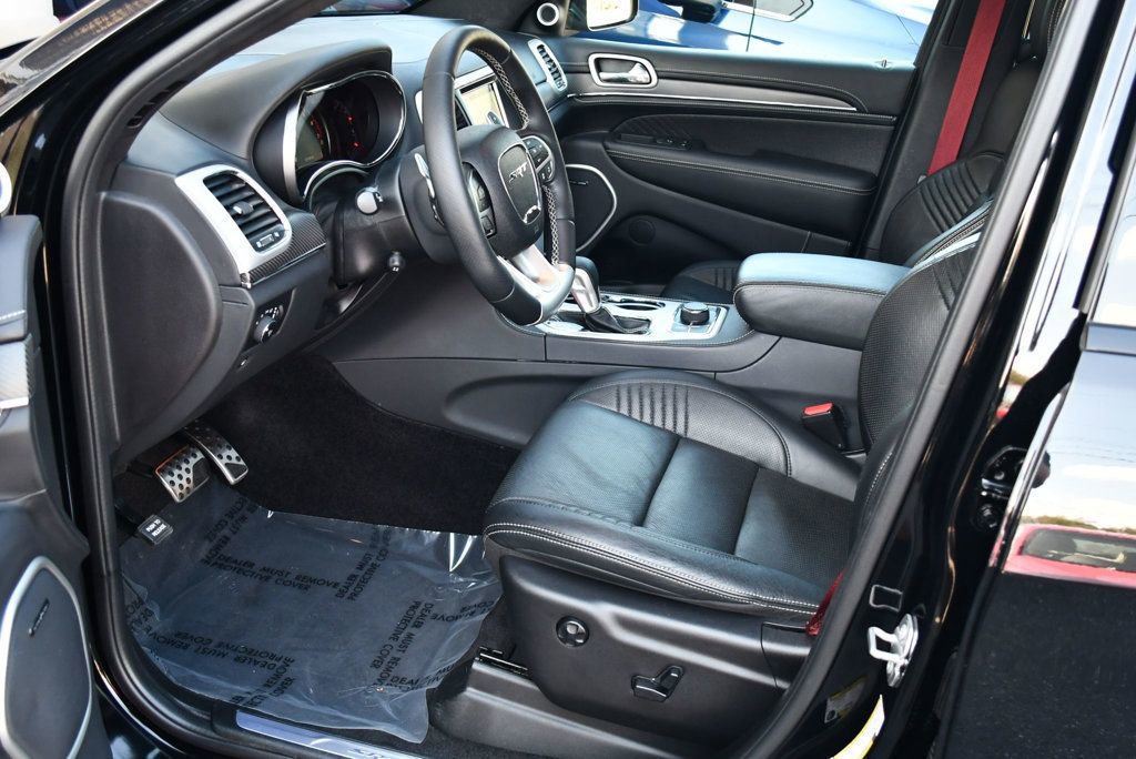 Used 2018 Jeep Grand Cherokee SRT AWD/4WD image 41