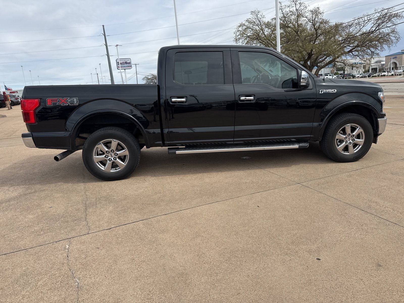 Used 2018 Ford F150 Lariat image 8