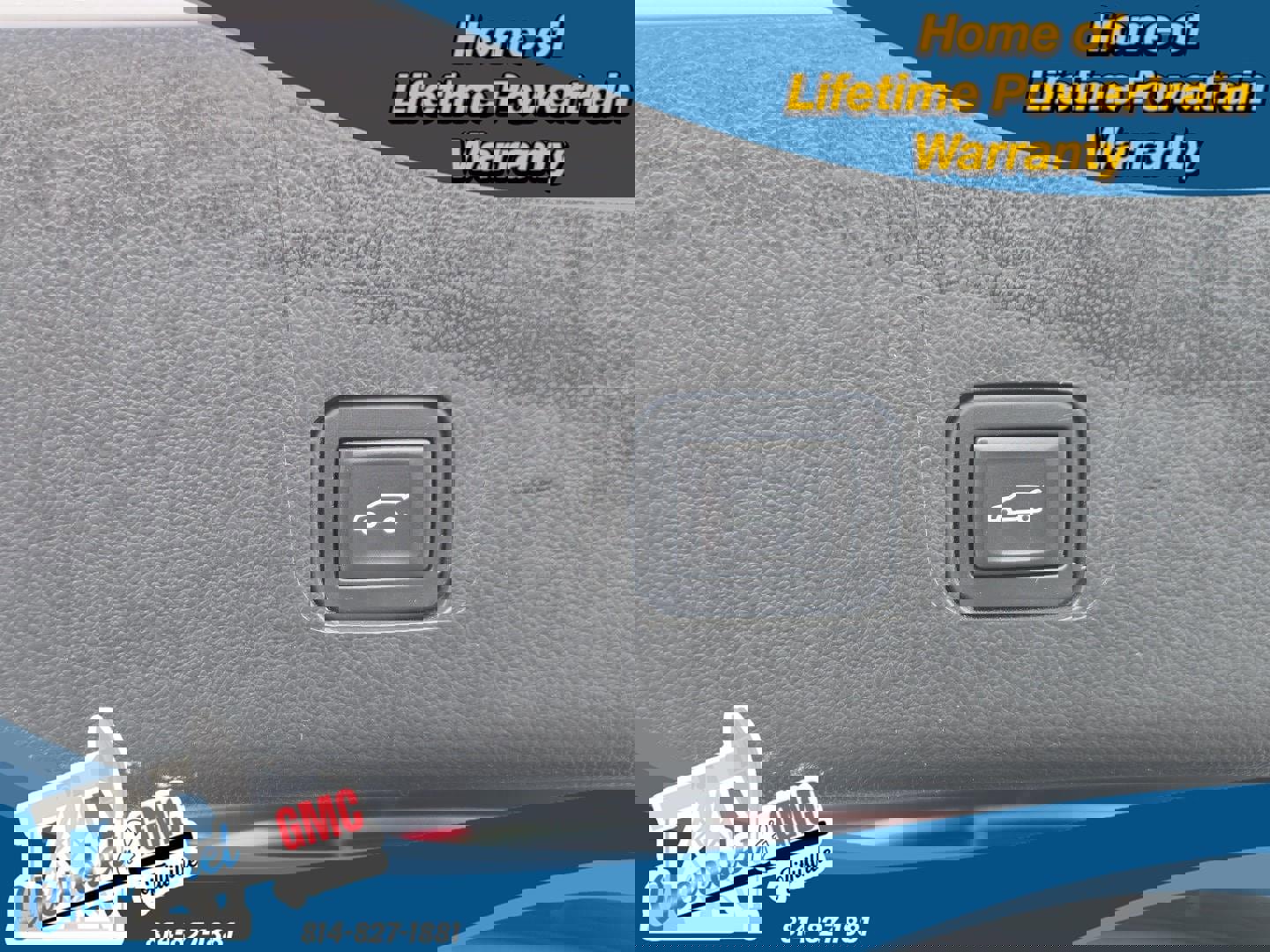 Used 2023 Chevrolet Traverse LT image 13