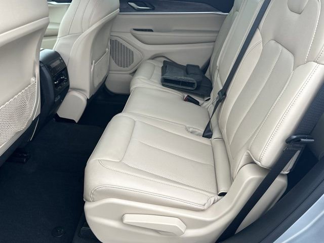 Used 2024 Jeep Grand Cherokee L Limited w/ Luxury Tech Group II image 22