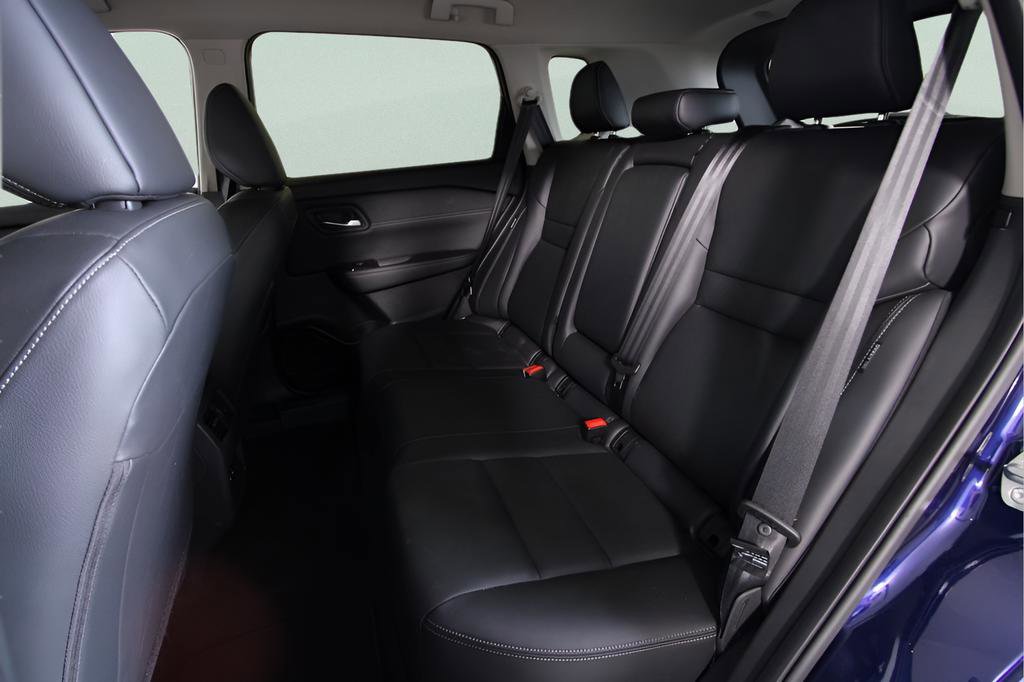 Used 2024 Nissan Rogue SL image 14