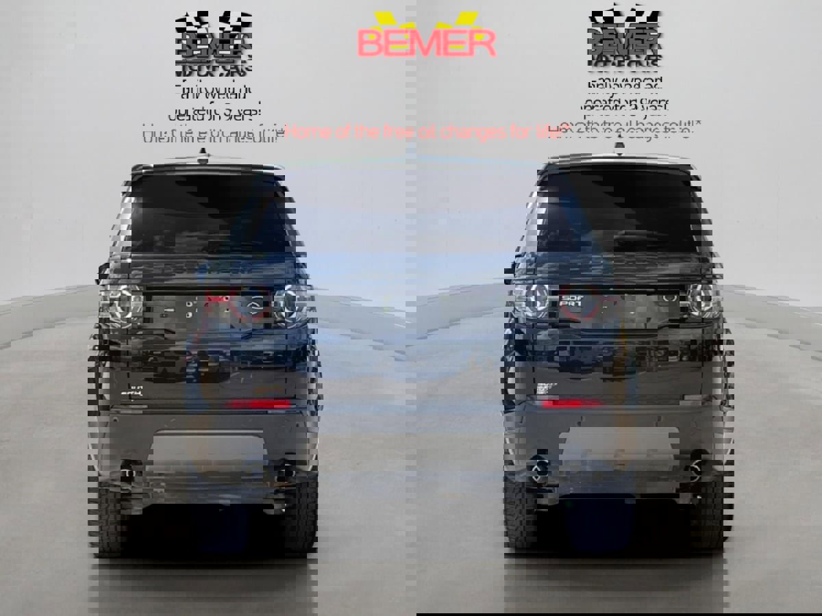 Used 2018 Land Rover Discovery Sport HSE Luxury AWD/4WD image 4