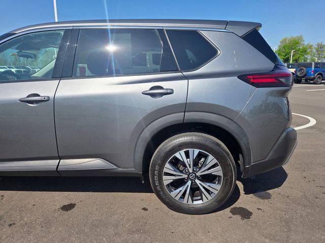 Used 2021 Nissan Rogue SV FWD image 14