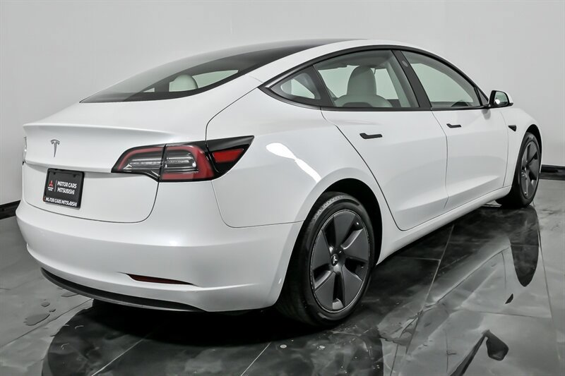 Used 2023 Tesla Model 3 Standard Range RWD image 10