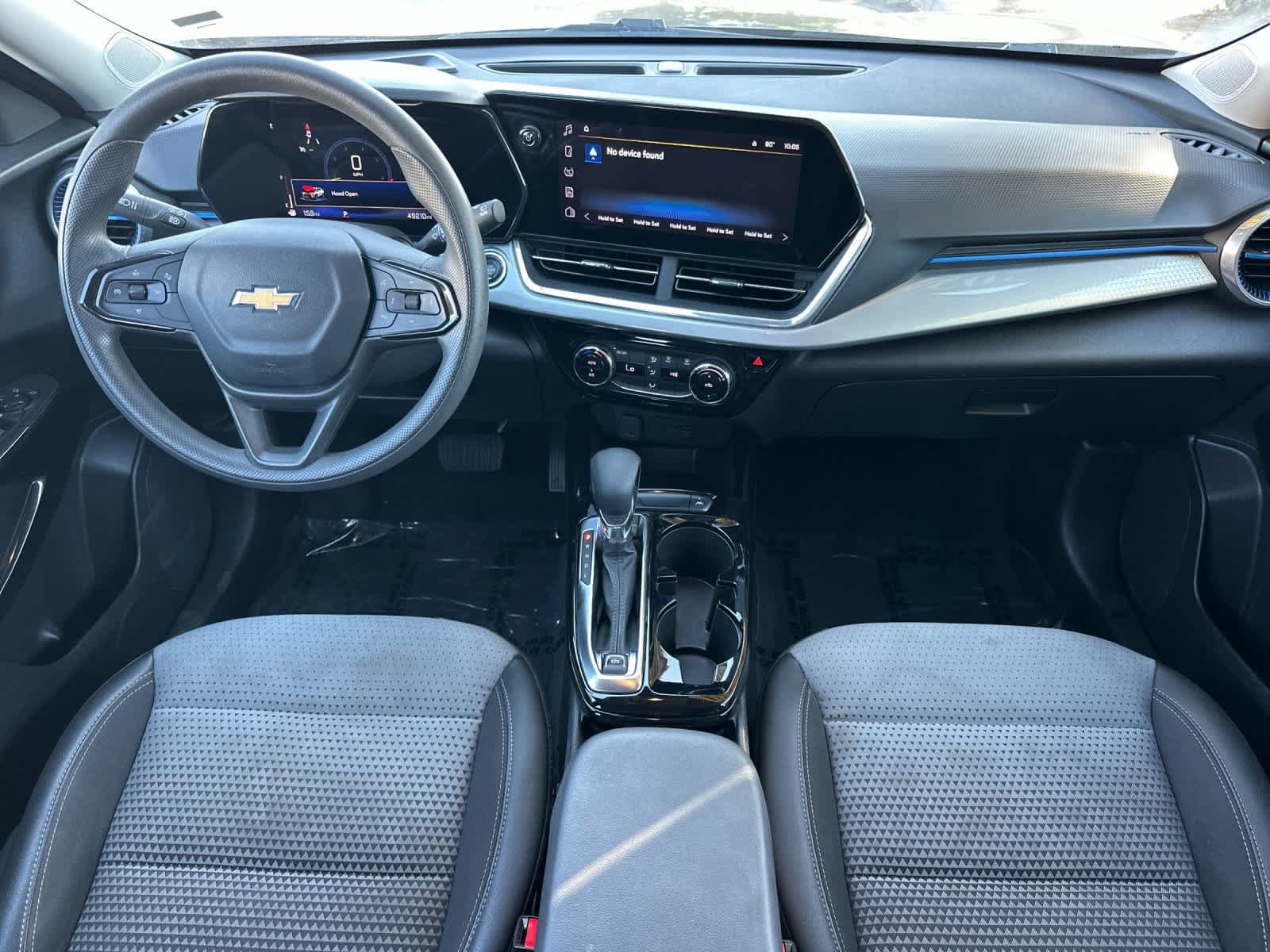 Used 2024 Chevrolet Trax LT FWD image 4