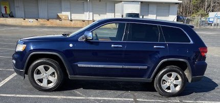 Used 2012 Jeep Grand Cherokee Overland AWD/4WD image 13