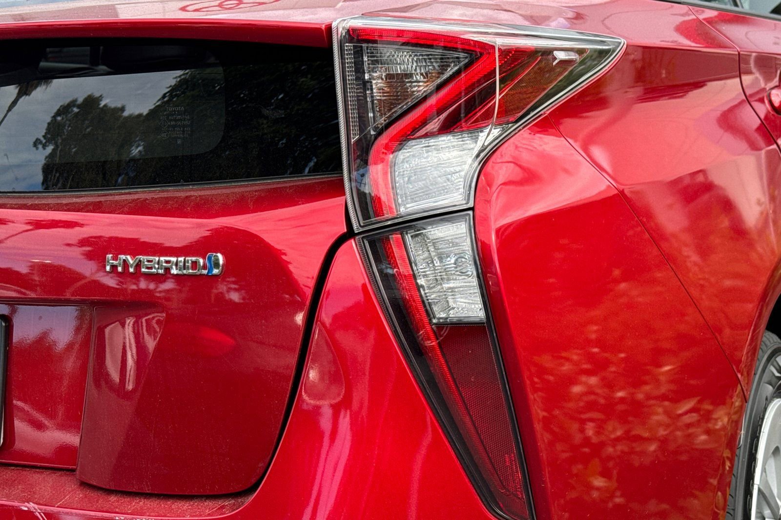 Used 2017 Toyota Prius One FWD image 7