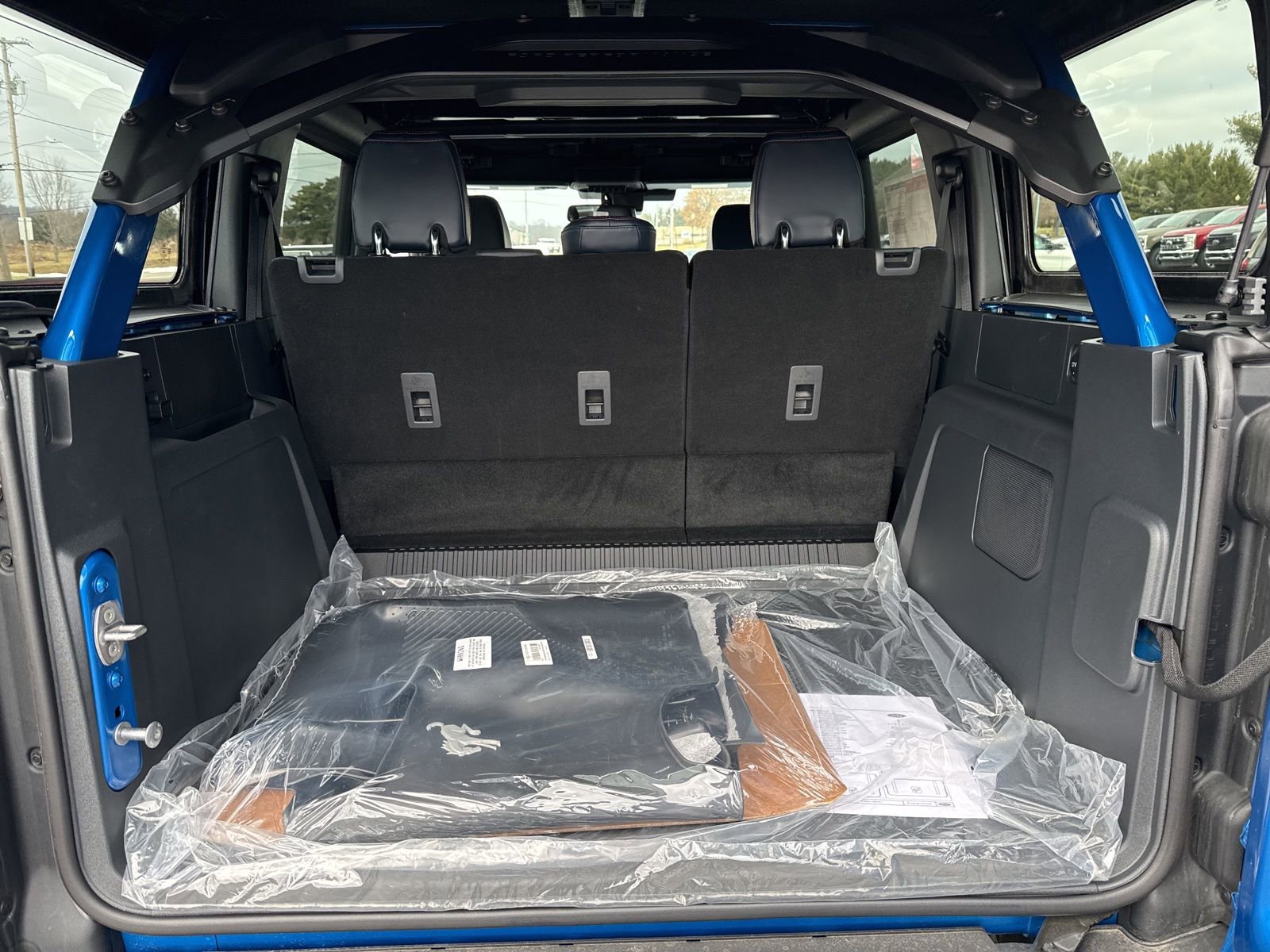 New 2025 Ford Bronco Raptor w/ Interior Carbon Fiber Pack image 38