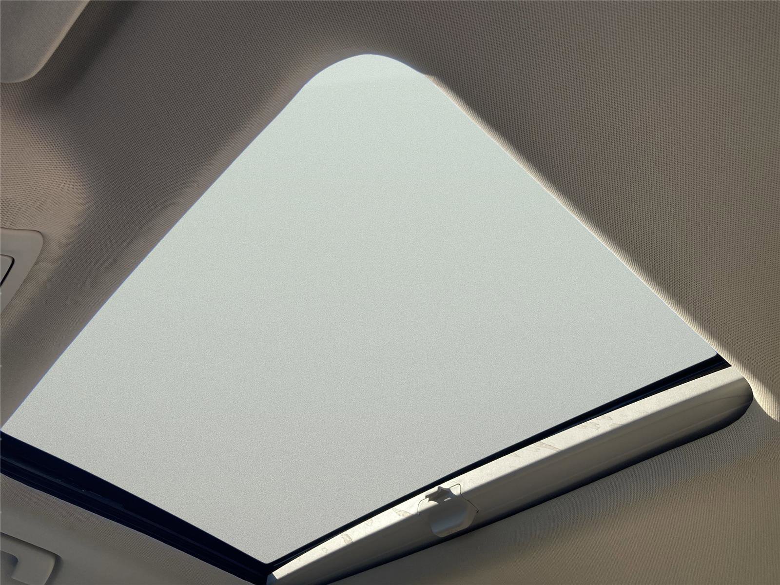 Used 2023 GMC Acadia Denali w/ Denali Ultimate Package image 25