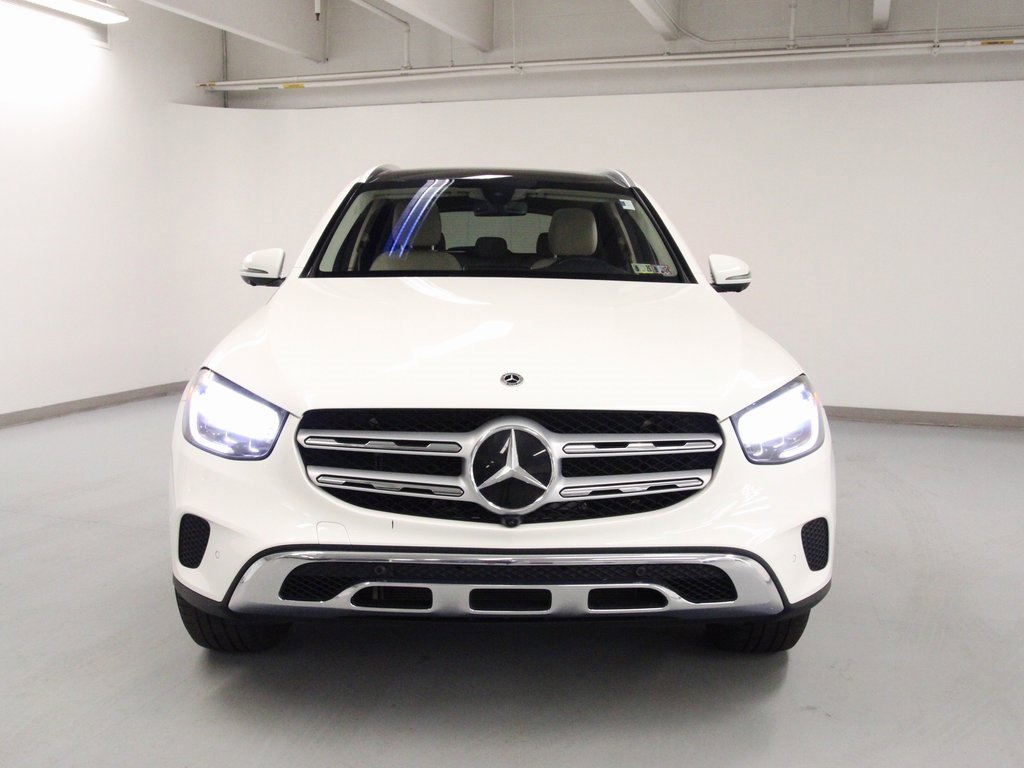 Used 2021 Mercedes-Benz GLC 300 4MATIC image 3