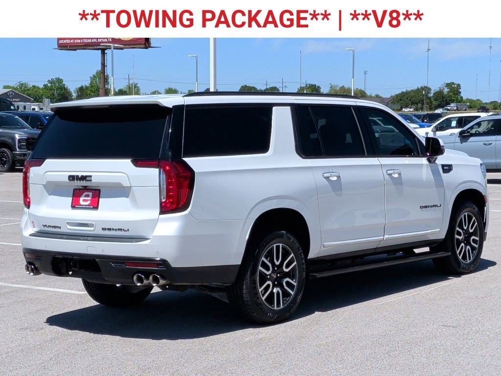 Used 2022 GMC Yukon XL Denali AWD/4WD image 9