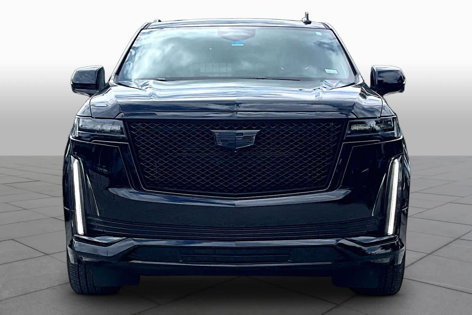 Used 2024 Cadillac Escalade Sport Platinum w/ Heavy-Duty Trailer Package AWD/4WD image 3