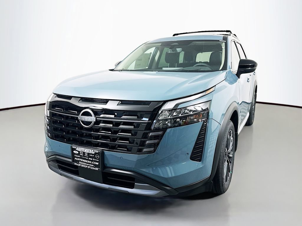 New 2026 Nissan Pathfinder Platinum AWD/4WD image 3