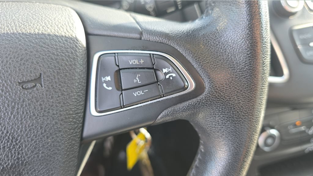 Used 2016 Ford Focus SE w/ Equipment Group 201A FWD image 21