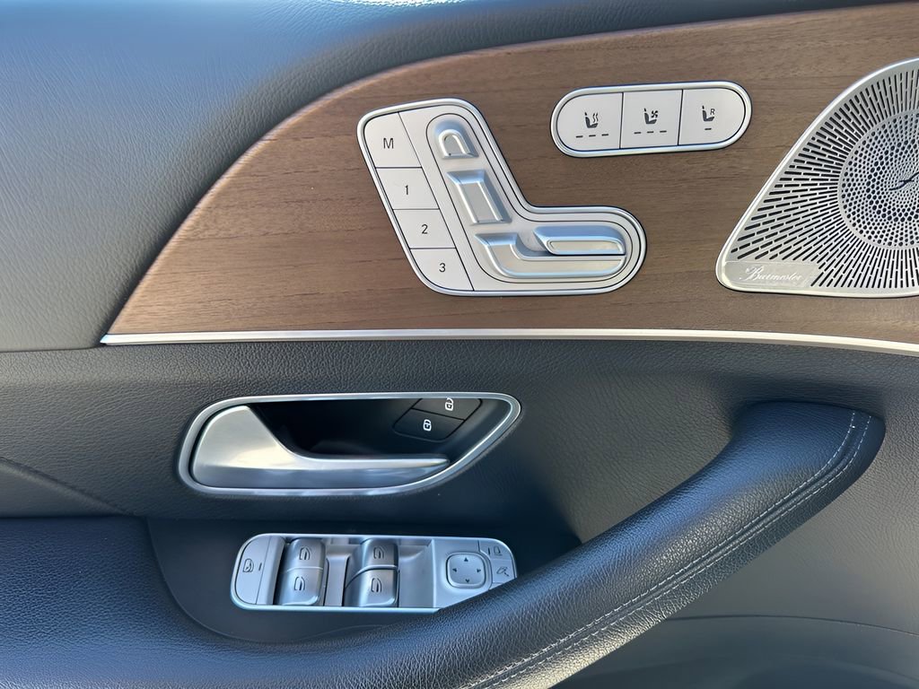 Used 2021 Mercedes-Benz GLE 350 w/ 3rd Row Seat Package image 27