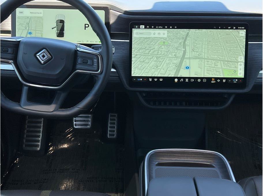 Used 2024 Rivian R1S Adventure AWD/4WD image 13
