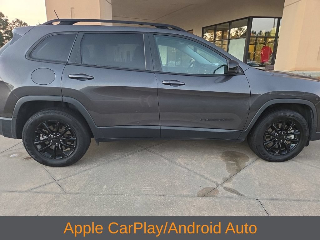 Used 2023 Jeep Cherokee Altitude Lux AWD/4WD image 7
