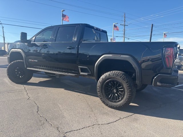 Used 2024 GMC Sierra 2500 AT4 w/ AT4 Premium Plus Package image 3