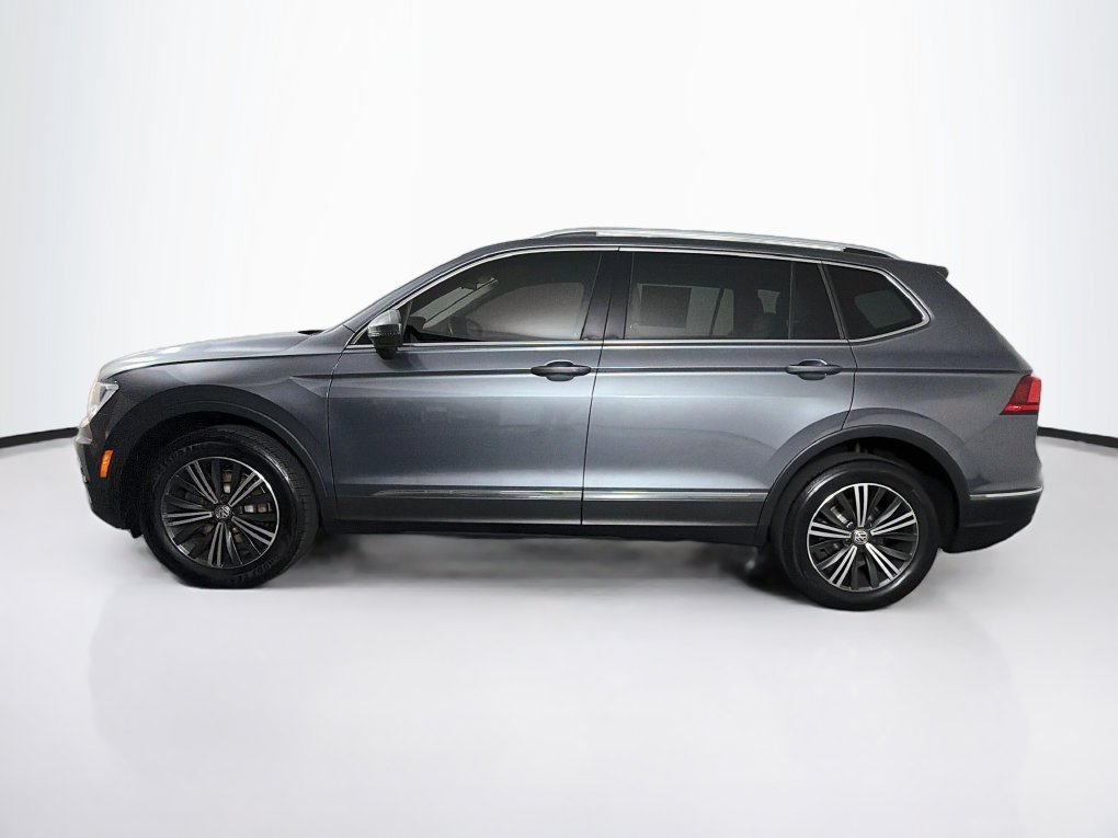 Used 2019 Volkswagen Tiguan SEL w/ 3rd Row Seat Package AWD/4WD image 6