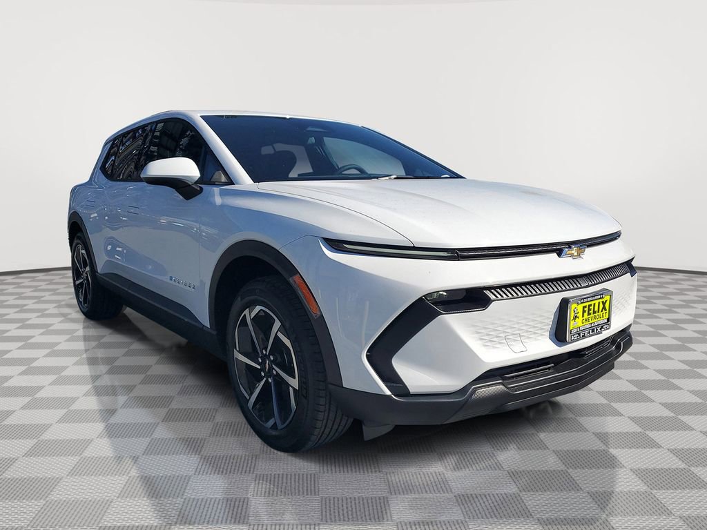New 2026 Chevrolet Equinox EV LT image 2
