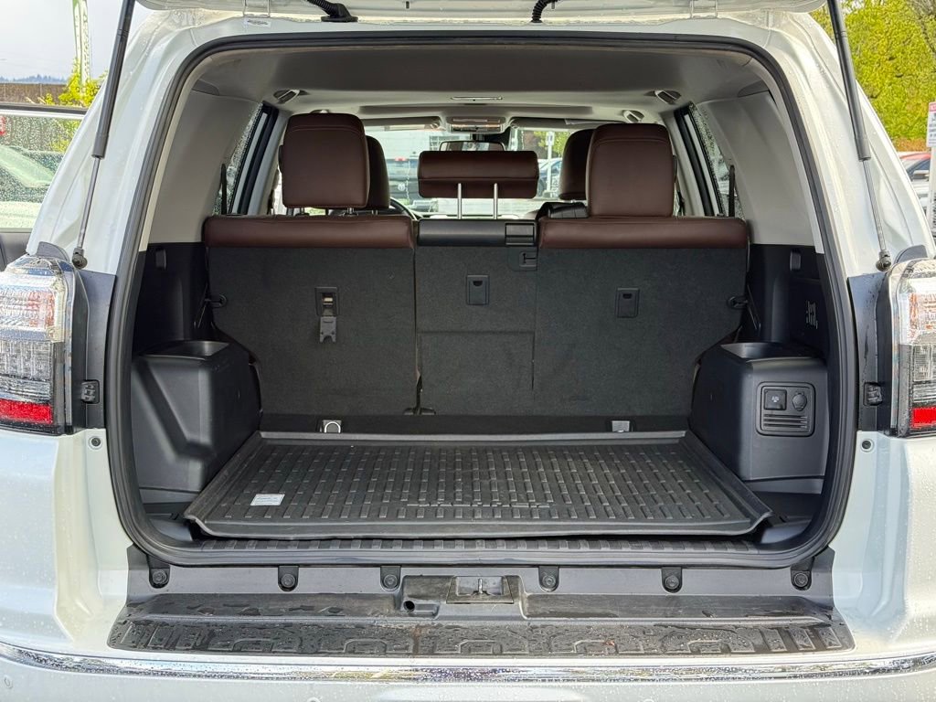 Used 2023 Toyota 4Runner Limited AWD/4WD image 11