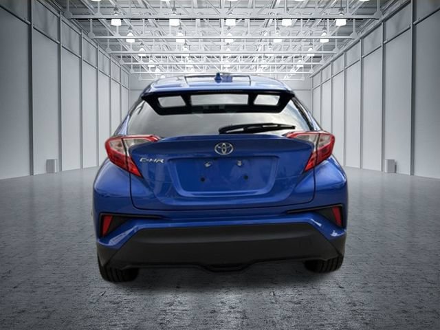 Used 2021 Toyota C-HR XLE FWD image 4