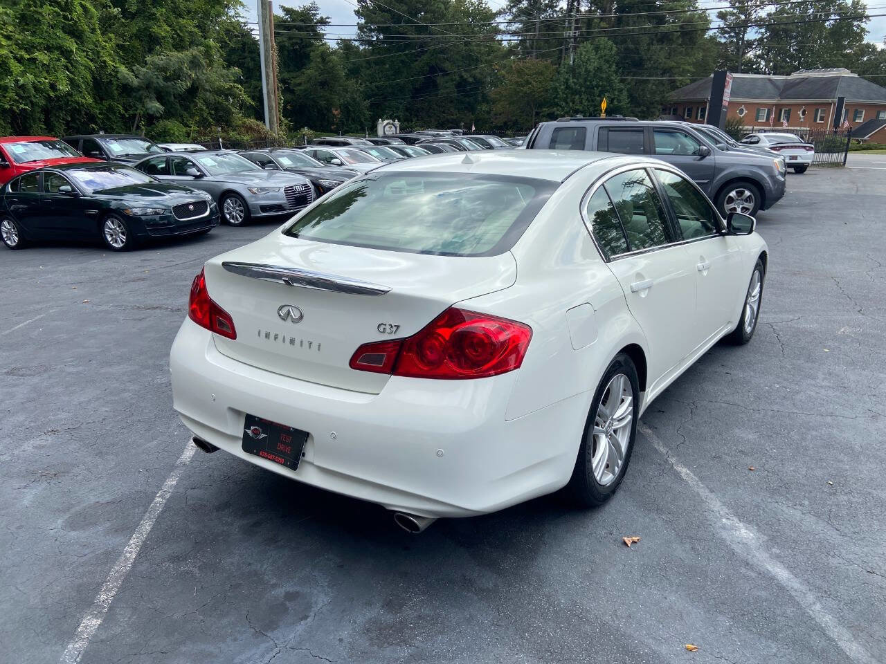 Used 2013 INFINITI G37 Journey w/ Premium Pkg image 6