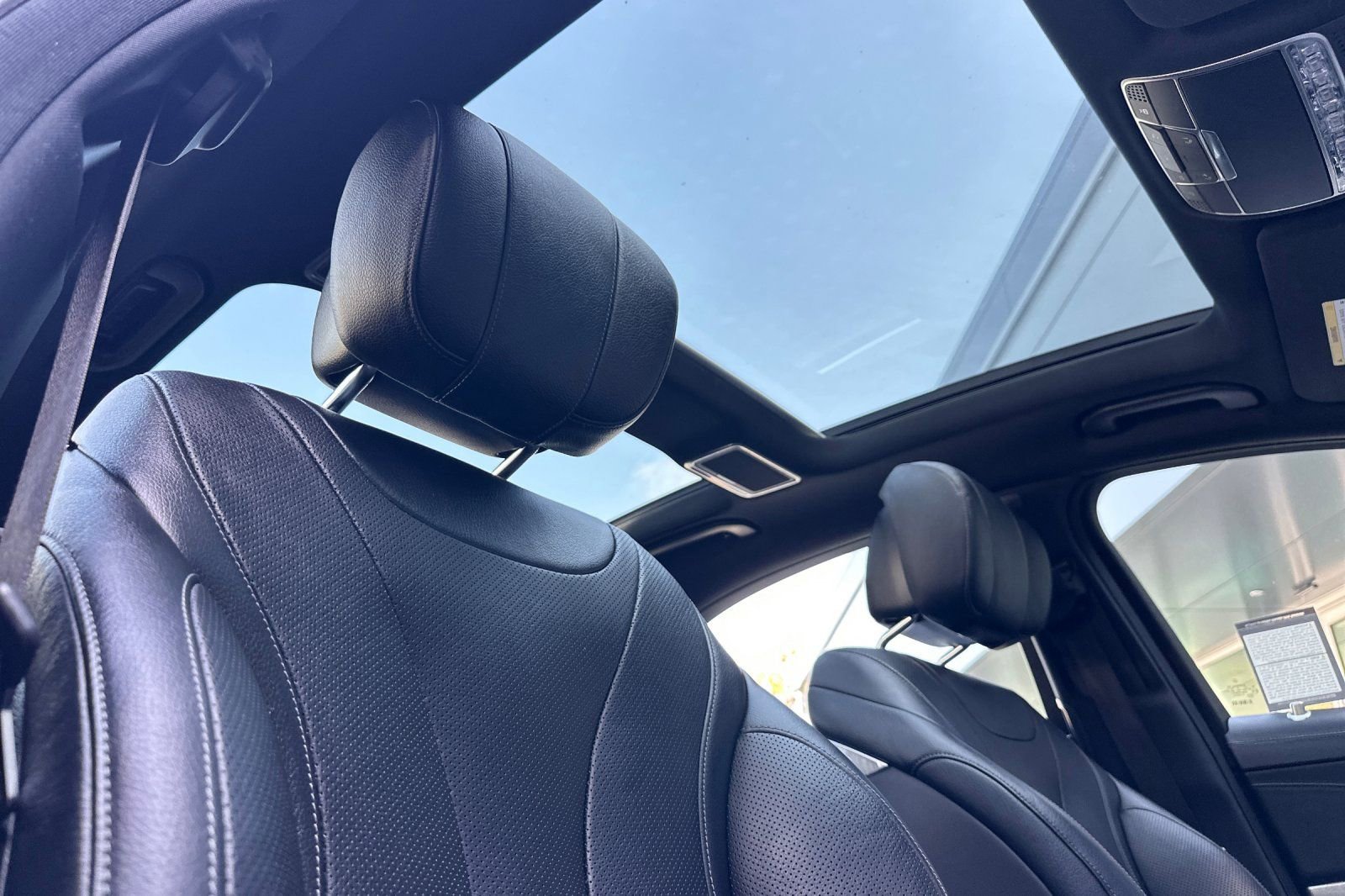 Used 2016 Mercedes-Benz S 550 Sedan image 21