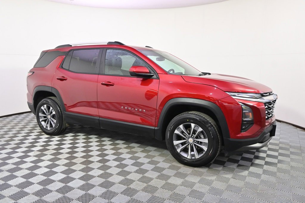 Used 2025 Chevrolet Equinox LT w/ Convenience Package II image 8